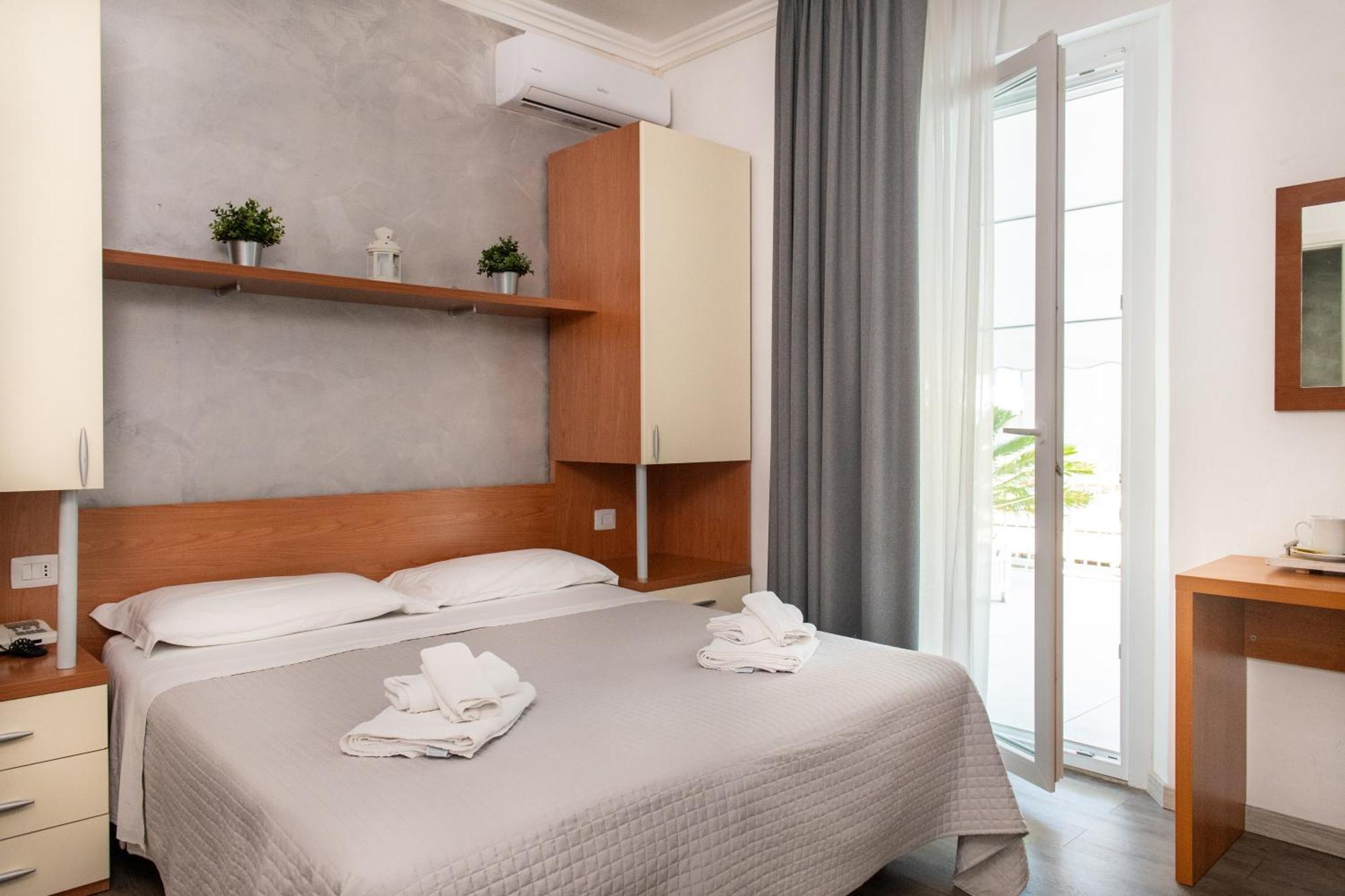 Hotel Hawaii Bed And Coffee Riccione Chambre photo