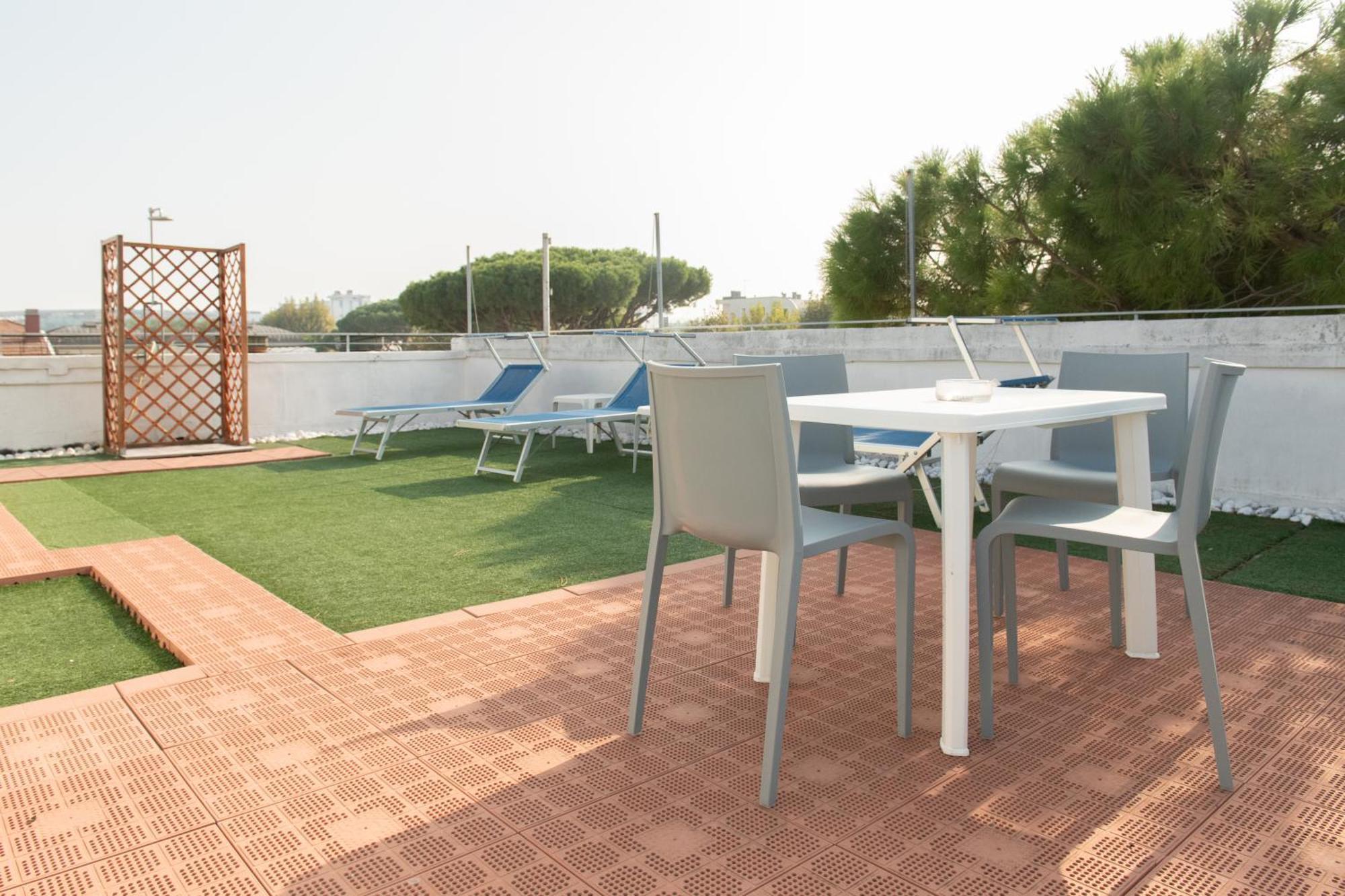 Hotel Hawaii Bed And Coffee Riccione Extérieur photo