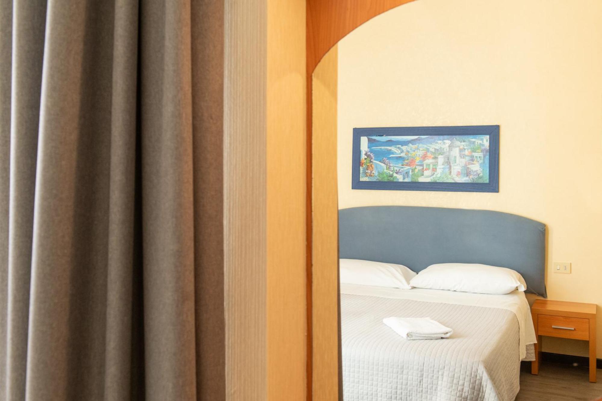 Hotel Hawaii Bed And Coffee Riccione Chambre photo