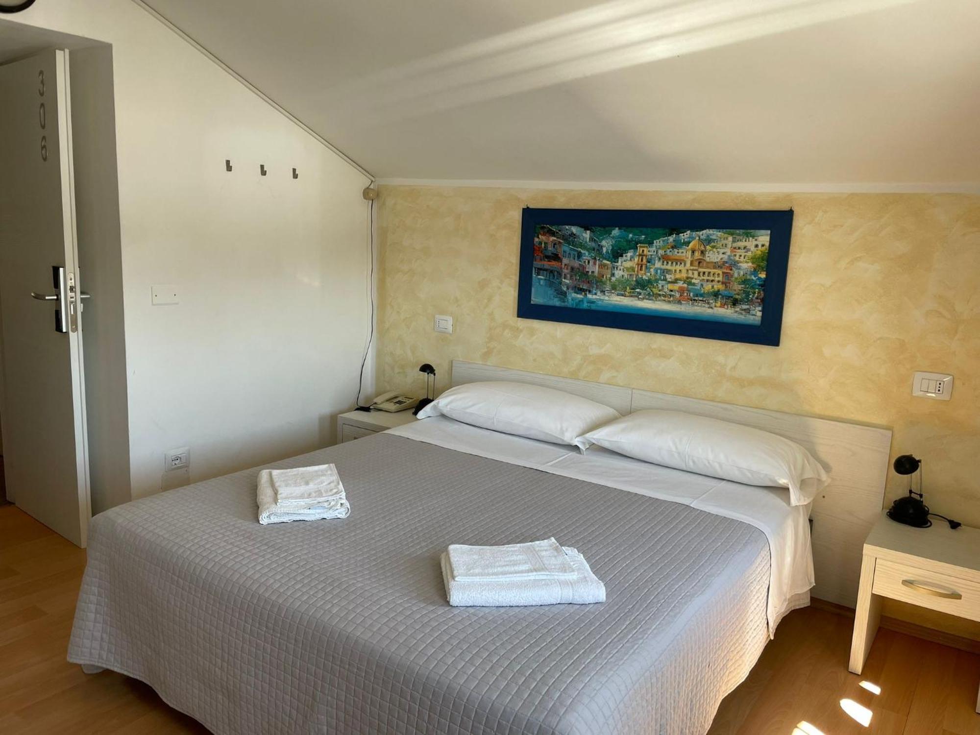 Hotel Hawaii Bed And Coffee Riccione Extérieur photo